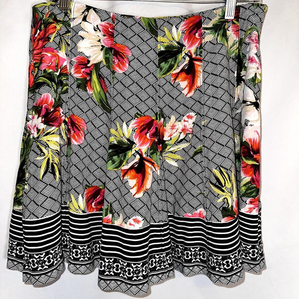 White House Black Market Skirt A Line Floral Print Hibiscus Petite Size 8P